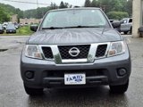 Used 2018 Nissan Frontier SV image 2