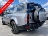 Used 2024 Land Rover Defender 130 X-Dynamic SE image 4