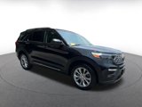 Used 2024 Ford Explorer Limited image 2