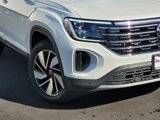 New 2025 Volkswagen Atlas SEL image 2