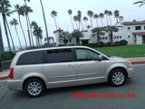 Used 2014 Chrysler Town & Country Touring image 3