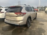 New 2025 Nissan Rogue Platinum image 2
