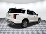 Certified 2025 Hyundai Palisade SEL image 3