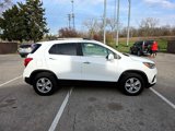 Used 2017 Chevrolet Trax LT w/ LT Convenience Package image 4