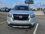 New 2025 Nissan Pathfinder Platinum image 2