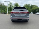New 2025 Volkswagen Atlas Peak Edition SE image 4
