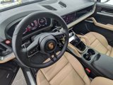 Used 2025 Porsche Cayenne image 4