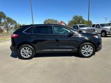 Used 2024 Ford Edge Titanium image 2