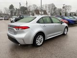 Used 2023 Toyota Corolla LE image 3