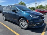 New 2025 Chrysler Pacifica Select image 2