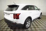 Used 2023 Kia Sorento LX image 5