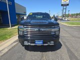 Used 2023 Chevrolet Silverado 3500 High Country image 2