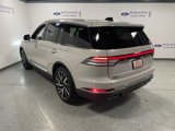 Used 2025 Lincoln Aviator Reserve w/ Equipment Group 201A image 4