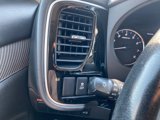 Used 2019 Mitsubishi Outlander SE image 2