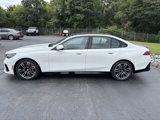 New 2026 BMW 550e xDrive w/ Executive Package image 2