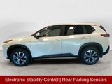 Used 2023 Nissan Rogue SV image 2