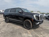 Used 2025 GMC Yukon XL Denali w/ Sun & Power Step Package image 2