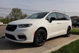 New 2025 Chrysler Pacifica Limited image 4