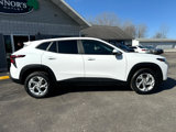 Used 2025 Chevrolet Trax LS w/ LS Convenience Package image 2