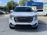 Used 2024 GMC Terrain SLT image 2