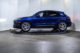Certified 2022 Porsche Macan image 2