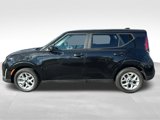 Used 2023 Kia Soul LX w/ LX Technology Package image 4