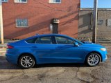 Used 2019 Ford Fusion SE image 2