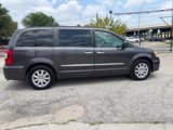 Used 2015 Chrysler Town & Country Touring w/ Driver Convenience Group image 6