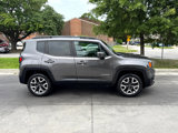 Used 2017 Jeep Renegade Latitude image 3