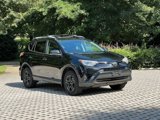 Used 2018 Toyota RAV4 LE image 3