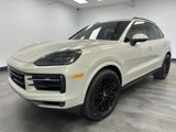 Used 2025 Porsche Cayenne image 2