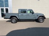 New 2025 Jeep Gladiator Sport image 2
