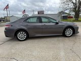 Used 2019 Toyota Camry LE image 4