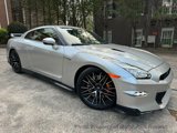 Used 2024 Nissan GT-R Premium w/ Premium Interior Package image 2