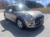 Used 2017 MINI Cooper 4-Door Hardtop image 5