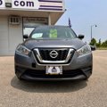 Used 2020 Nissan Kicks S image 2