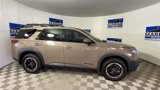 Used 2024 Nissan Pathfinder Rock Creek image 3