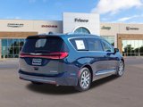 New 2025 Chrysler Pacifica Pinnacle image 3