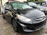 Used 2013 Hyundai Accent GLS image 2