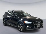 Used 2024 Volvo V60 B5 Cross Country Plus image 6