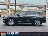 Used 2021 Toyota Highlander Platinum image 2