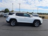 New 2026 Chevrolet Equinox LT w/ Convenience Package II image 2