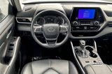 Used 2024 Toyota Highlander XLE image 5