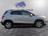 Used 2016 Chevrolet Trax LT w/ LT Sun and Sound Package image 6