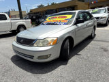 Used 2000 Toyota Avalon XLS image 3