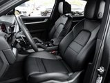 Certified 2025 Porsche Cayenne image 5