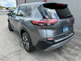 Used 2021 Nissan Rogue SV image 3
