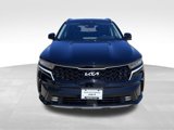 Used 2023 Kia Sorento EX image 2