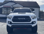 Used 2016 Toyota Tacoma TRD Sport w/ Premium & Technology Package image 3