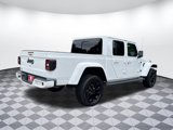 Used 2023 Jeep Gladiator Overland image 3